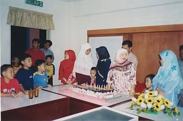 ulangtahunsekolah.jpg